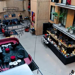 4* Hotel Radisson Red